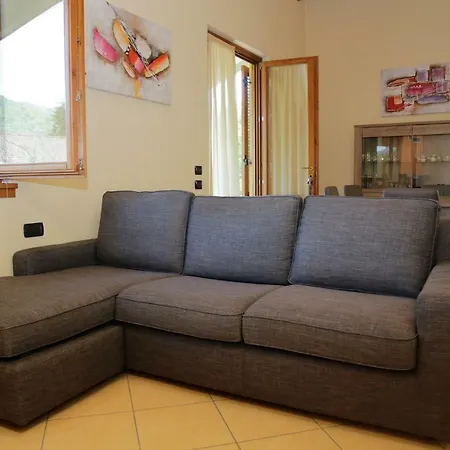Semesterbostad Casa Elena Ramponio